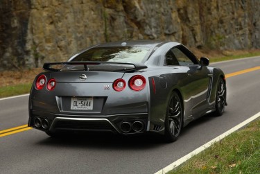 深圳福田区1急用钱找生意贷款公司靠谱吗全方位解析